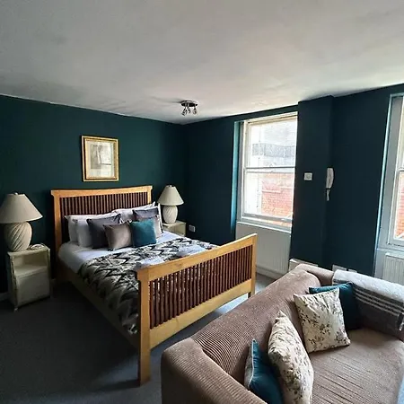 John Street 3 Bristol