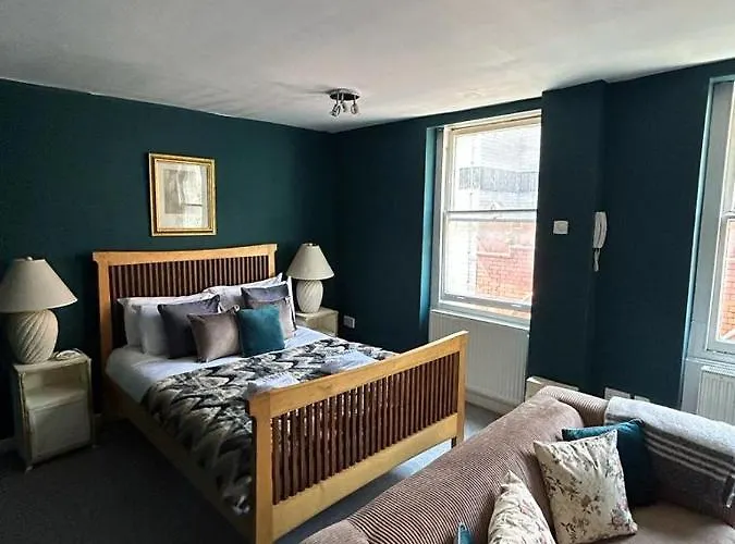 John Street 3 Bristol